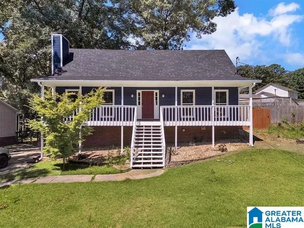 625 Olde Towne Ln, Alabaster, AL 35007