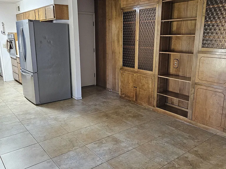 423 W Park Ave — Photo 5