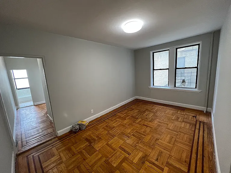 29-06 21st Ave #1A — Photo 2