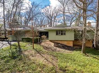 2520 E Chickadee Trl, Rockford, IL 61107