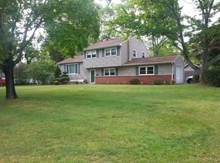 5 Nassau Pl, Middletown, NJ 07748