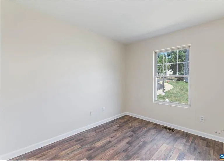 101 Darien Ter — Photo 15
