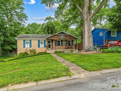 10 Oak Leaf Ln, Arden, NC, 28704