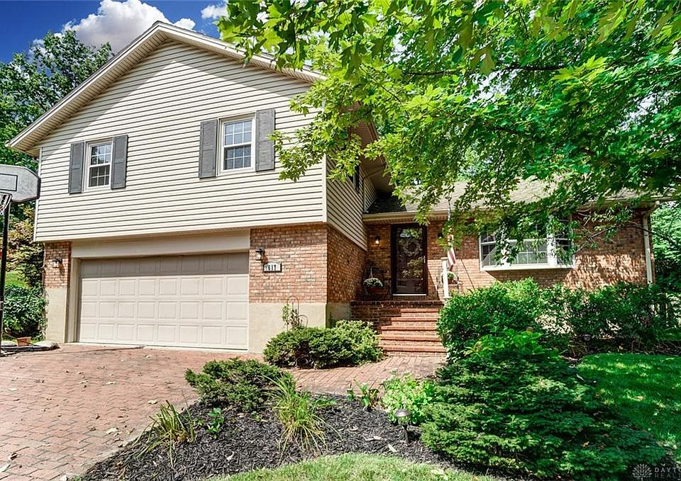 1st image of 617 Kings Cross Ct