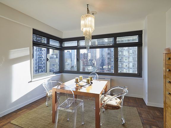2nd image of 160 E 65th St APT 20B