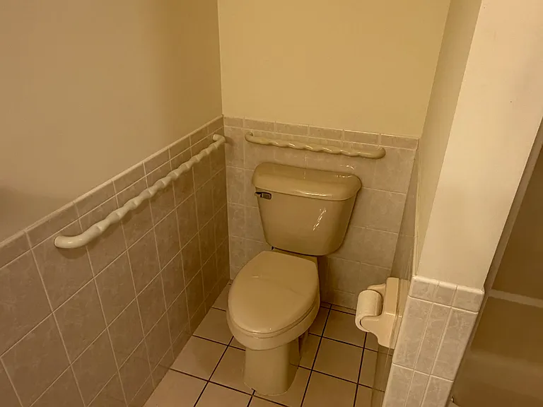 55 W 4th St #C2 — Photo 20