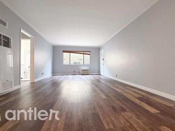 14271 Dickens St #V4