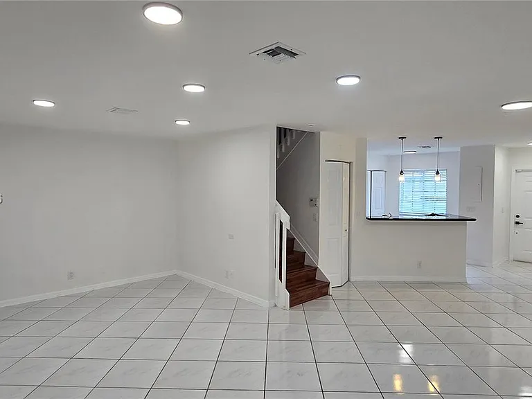 1455 SW 48th Ter #1455 — Photo 10