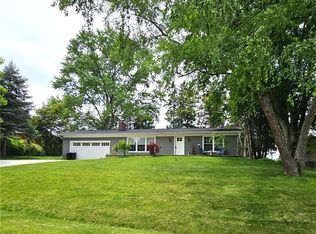 15769 Highland Dr, East Liverpool, OH 43920