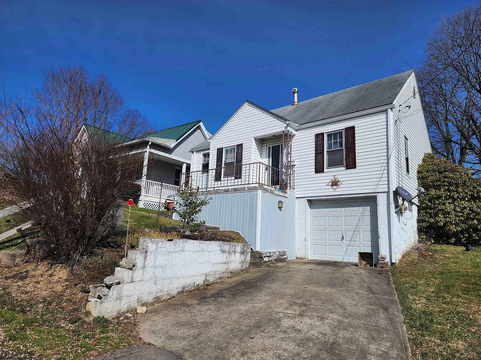 229 Florida Ave photo 1
