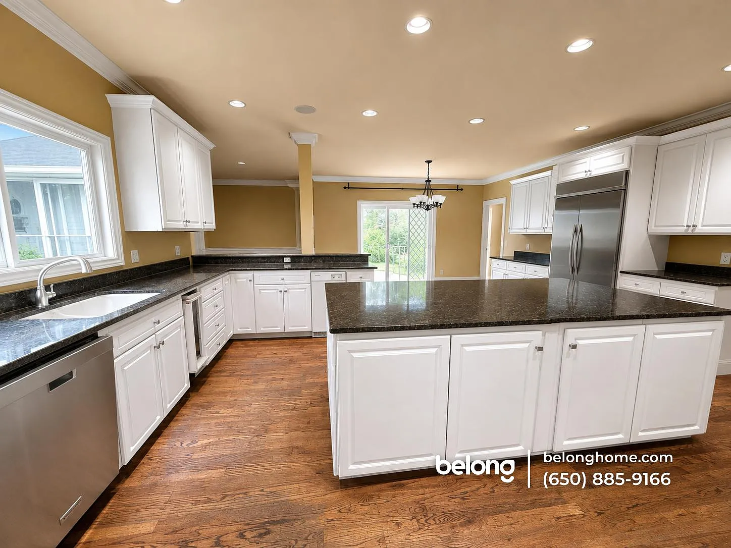 5 bed, 4.5 bath, 4500 sqft, $14,495 — Photo 4