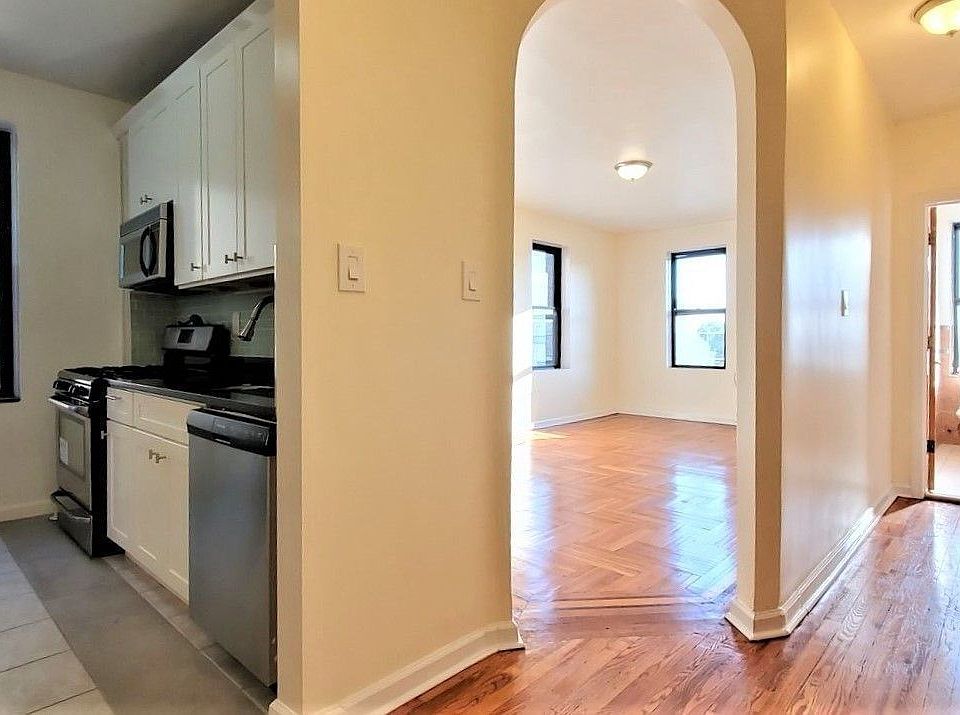 1st image of 3405 Kings Hwy #4G