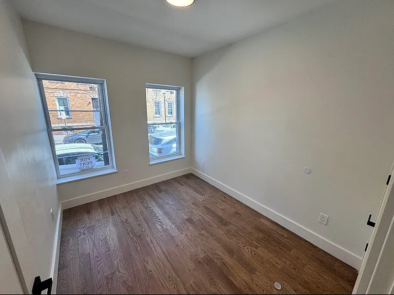 10 School St #101 — Photo 4
