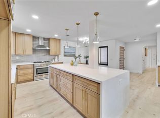 4001 W Kent Ave, Santa Ana, CA 92704