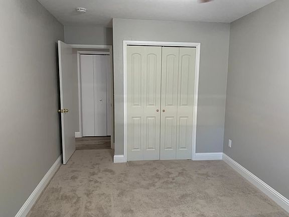 4th image of 4707 Davis Ave