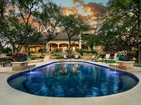 104 Tomahawk Trail, Hill Country Village, TX 78232