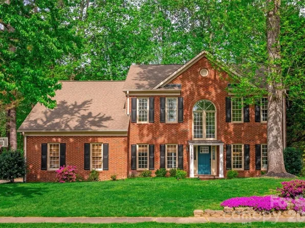 12535 Cedar Post Ln, Charlotte, NC 28215