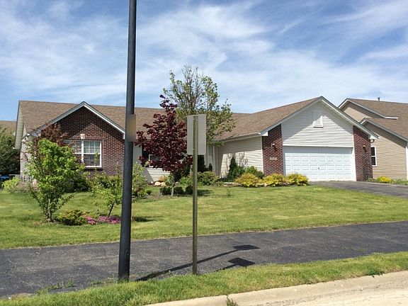3rd image of 3080 Hamlin Dr