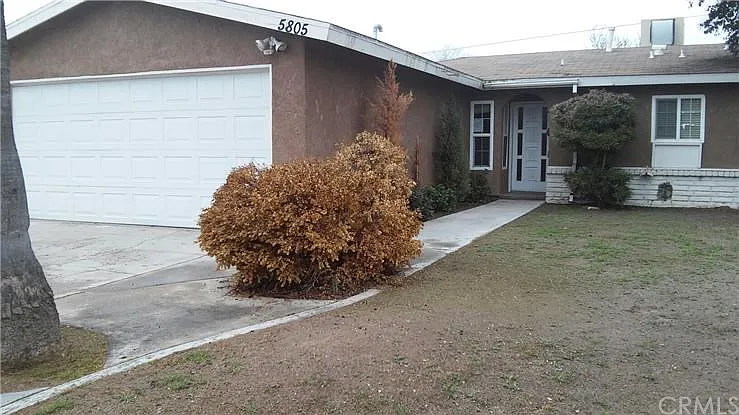 5805 Chandler Way photo 1