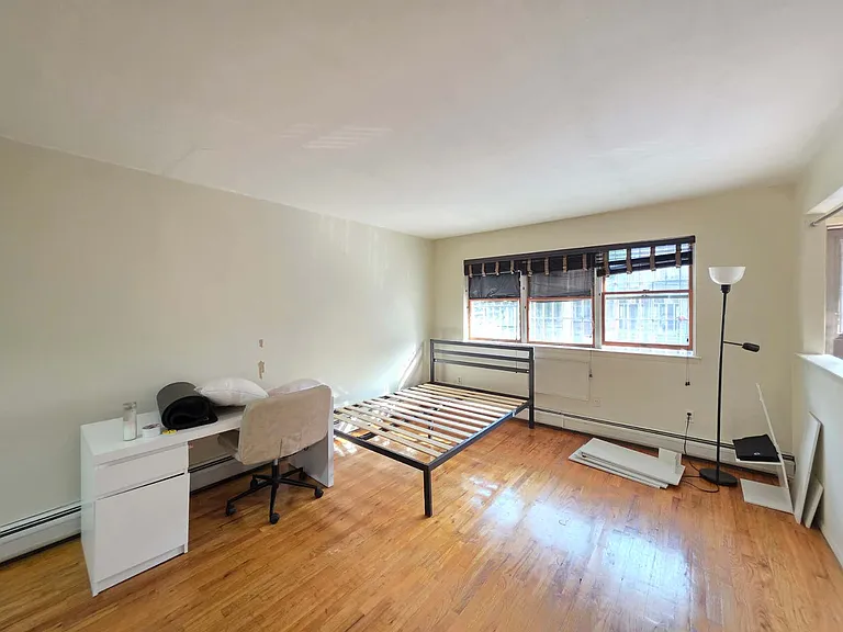 1029 41st St #2 — Photo 7