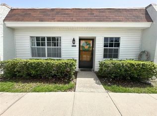 13926 Mission Oaks Blvd, Seminole, FL 33776