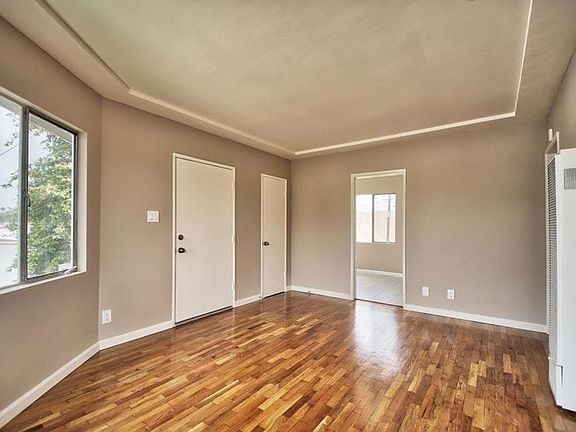 2nd image of 515 1/2 Short St