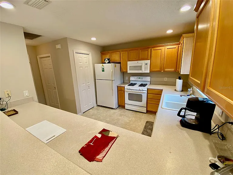 1534 Lime Grove Ln — Photo 10