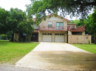 1470 Skyline Dr, Canyon Lake, TX 78133