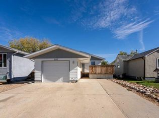 5107 W 53rd St, Taber, AB T1G 1M4