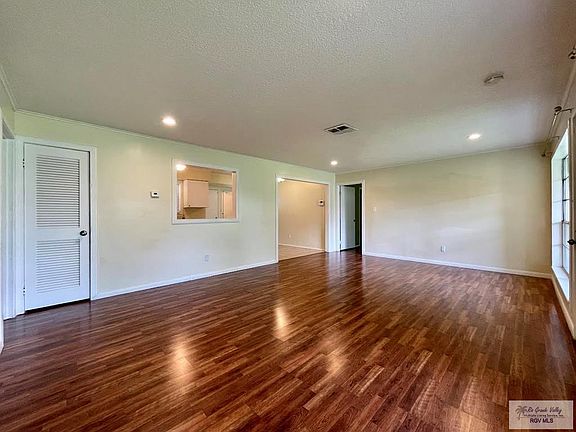 3rd image of 5650 Sam Snead Dr