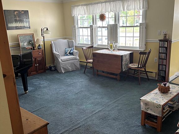 4th image of 190 Canterbury Drive