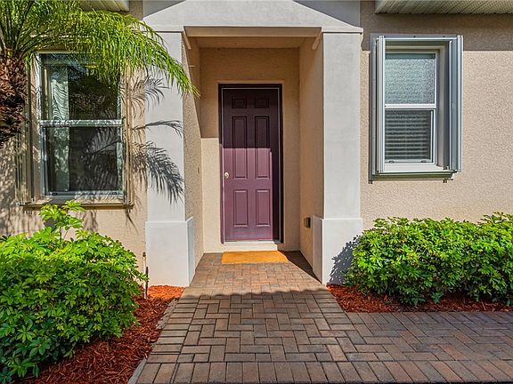 3rd image of 10418 Materita Dr