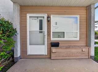 17749 95th St NW, Edmonton, AB T5Z2E2