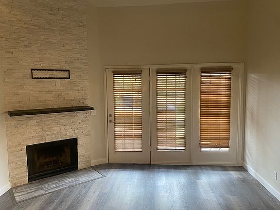 3rd image of 4901 E Calle Los Cerros St #220