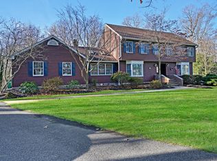 5 Scarlet Oak Ct, Jackson, NJ 08527