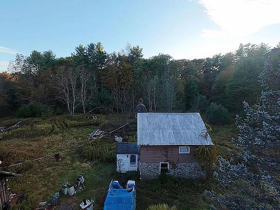 4th image of 55 Hill Road