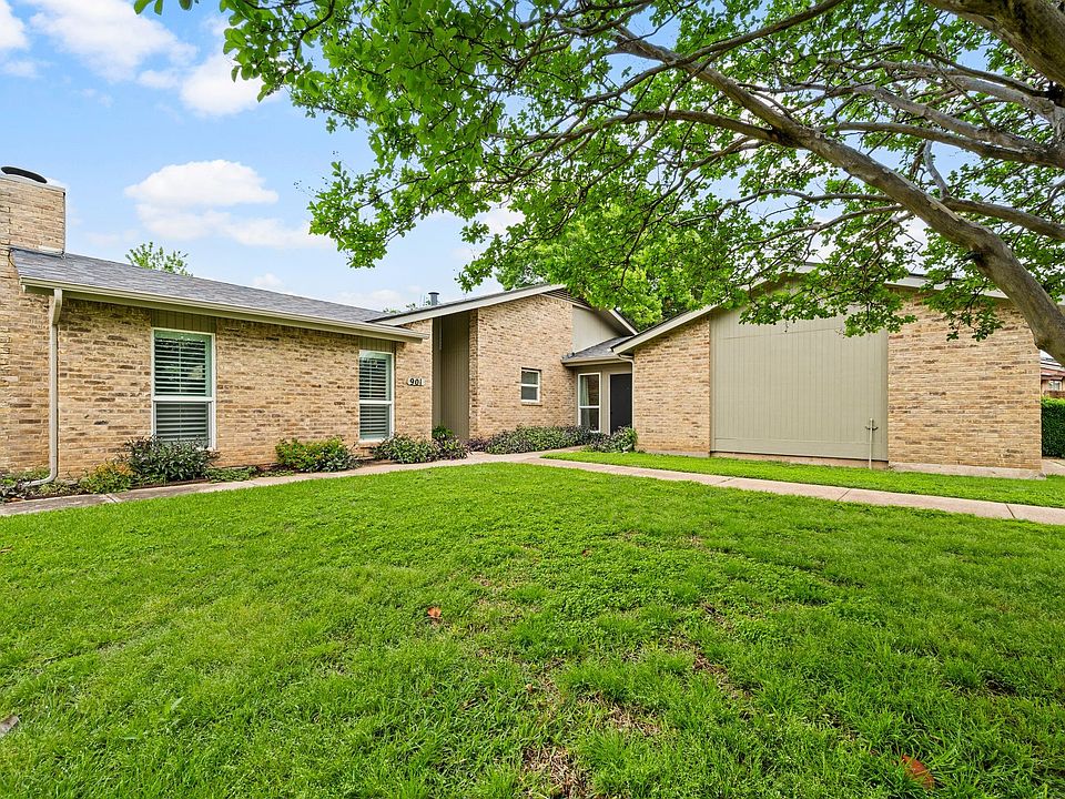 1st image of 901 Shady Creek Ln