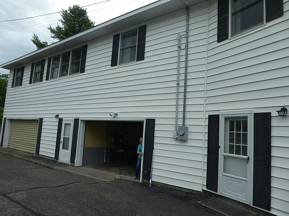 3rd image of 239 E Campbell St