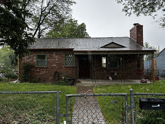 3rd image of 1395 W Center Ave
