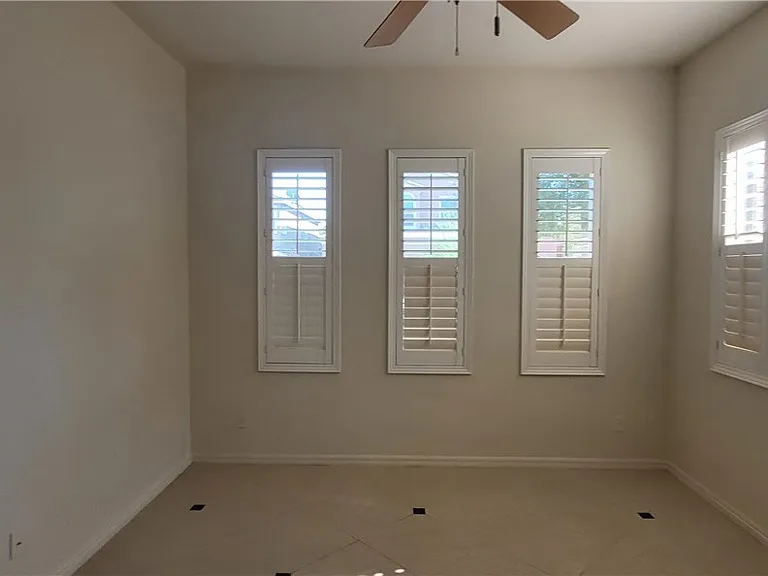 7728 Villa De La Paz Ave — Photo 32
