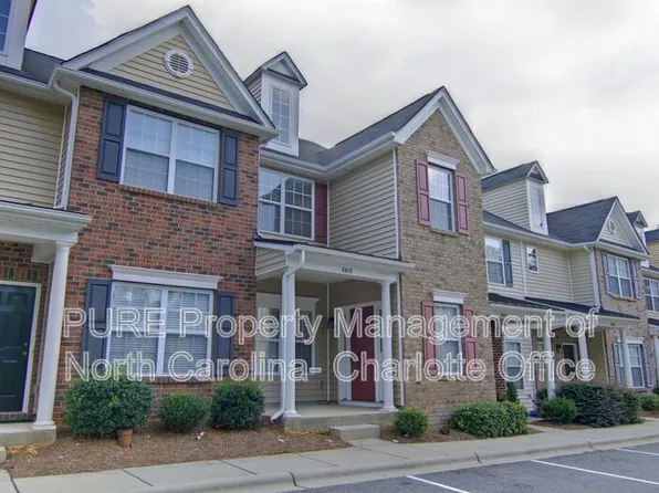 8618 Twined Creek Ln, Charlotte, NC 28227