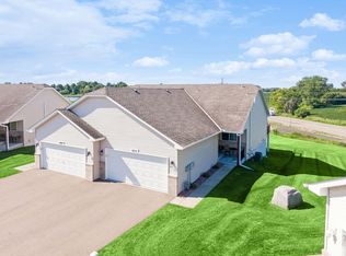 1851 Lakeridge Way, Waconia, MN 55387