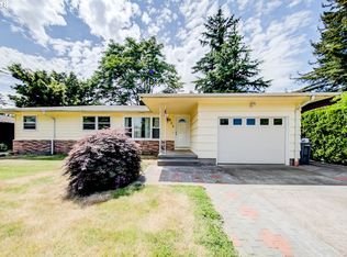 911 SE 165th Ave, Portland, OR 97233