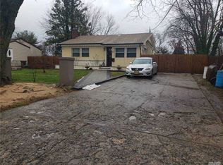 51 Grant Ave, Brentwood, NY 11717