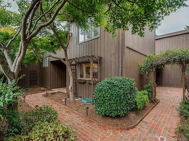 1st image of 4907 Torrey Pines Ct