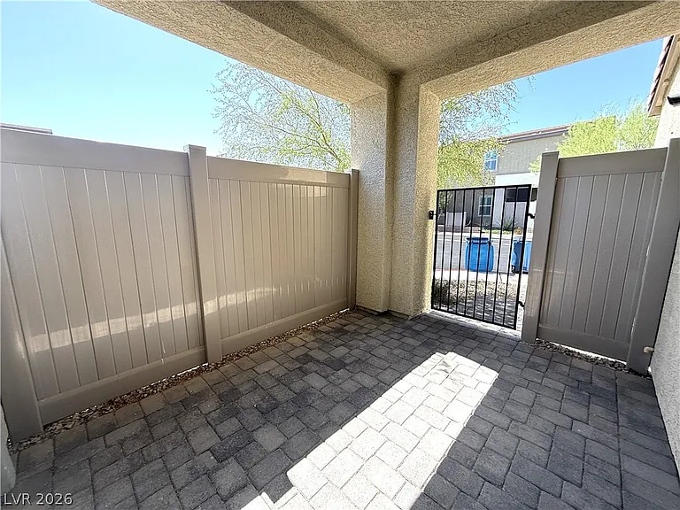 522 Spy Rock Ave — Photo 22