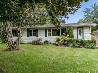 8731 Elevator Rd, Roscoe, IL 61073