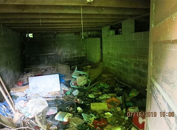 3rd image of 731 E F St