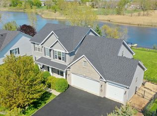 677 Churchill Ln, Oswego, IL 60543