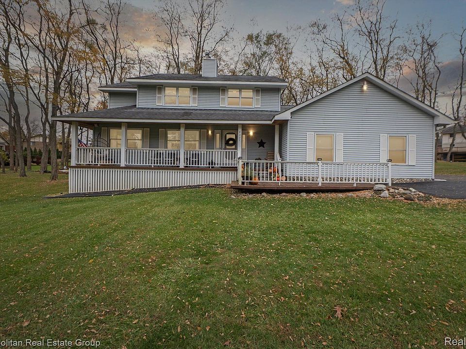 1st image of 9327 Lake Crest Dr